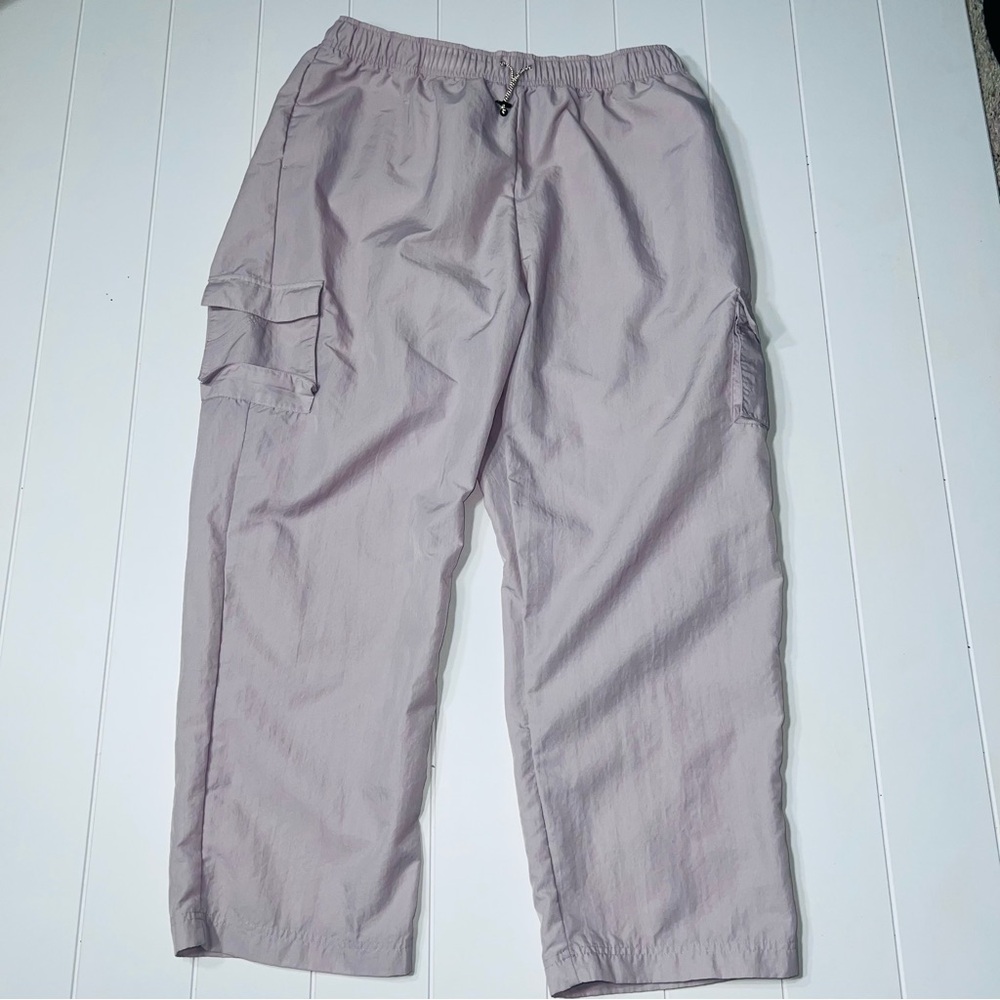 Nike Pants Womens Woven XL Purple Mauve High Waisted Woven Cargo Essential Woven